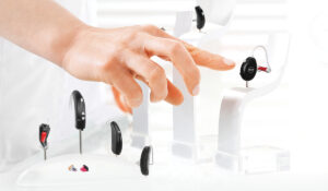 Rechargeable hearing aids and hearing aid technology